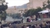 مهاباد ناآرام؛ ورود نیروهای حکومتی به شهر و سنگربندی مردم در خیابان‌ها 