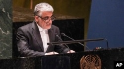 Đại sứ Iran tại Liên hiệp quốc, Amir Saeid Iravani, cho rằng việc “khôi phục” lệnh trừng phạt đối với Tehran sẽ là “phi pháp và phản tác dụng”.