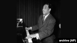 Ellington piano