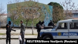 ARHIVA: Policijski punkt u Podgorici. 