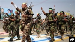Expertos en conflictos armados sostienen que cerca de unos 20.000 extranjeros se sumaron en los últimos años a las filas de los yihadistas del EI o Al Qaeda en Siria e Irak, 4.000 de los cuales son procedentes de Europa occidental.