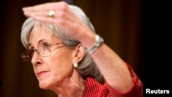 Kathleen Sebelius, Secretaria de Salud de EE.UU. anunció la nueva fórmula para que ninguna mujer se quede por fuera de la cobertura.