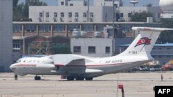 지난해 6월 북한 고려항공 여객기가 중국 베이징 공항 활주로에 대기 중이다.