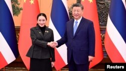 Thủ tướng Thái Lan Paetongtarn Shinawatra và ông Tập trong cuộc gặp hôm 6/2.