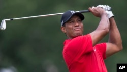 Dan wasan kwallon rami Tiger Woods