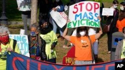 Protesti protiv pridnudnog iseljenja u Bostonu